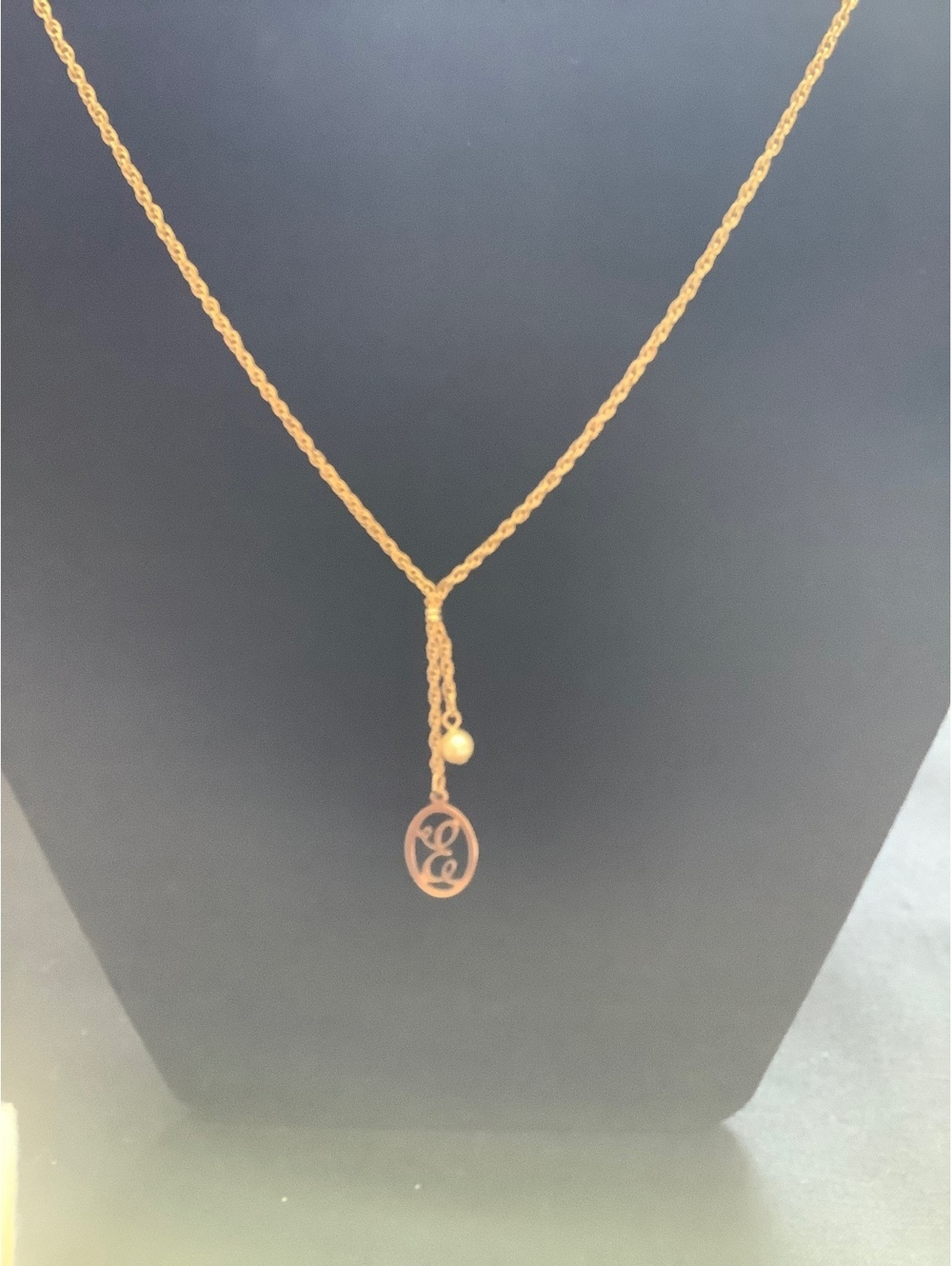 Vintage Avon Gold Tone Lariat Y Necklace Faux Pearl Dangle Oval Charm Signed
